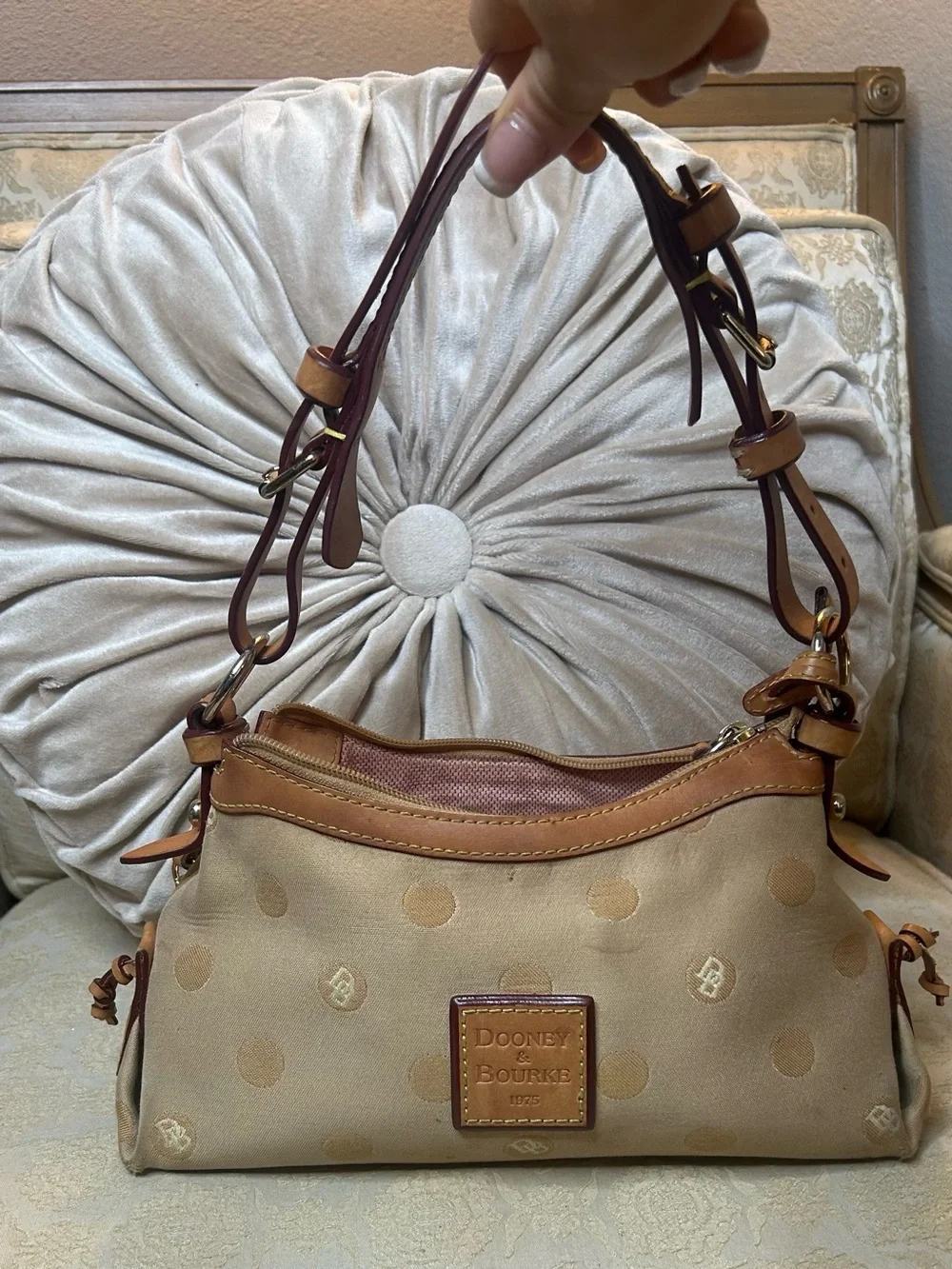Y2K Dooney & Bourke BeigeTan Signature Polka Dot Shoulder Bag